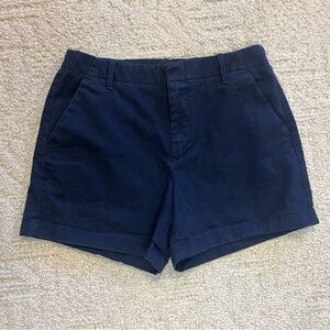 Banana Republic Dark Blue Authentic Chino shorts size 6. Casual basic nautical